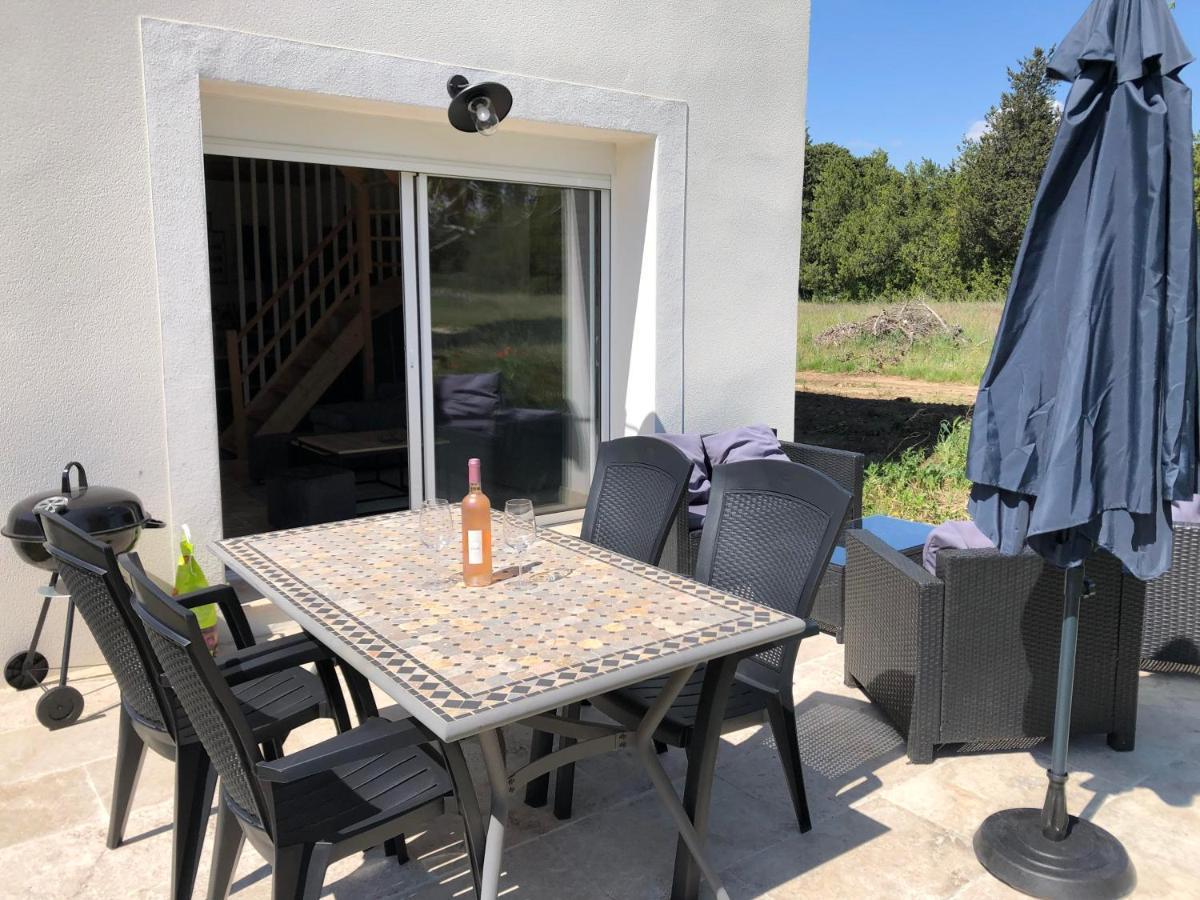 Gite De Charme En Provence Villa Monteux Ngoại thất bức ảnh