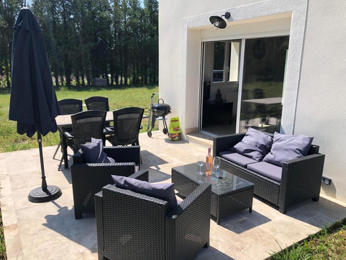 Gite De Charme En Provence Villa Monteux Ngoại thất bức ảnh